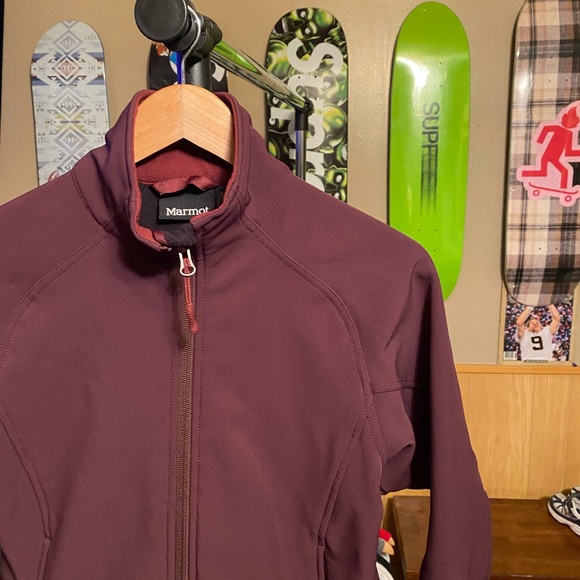 $120 Marmot Burgundy jacket shell zip up waterproof - Picture 1 of 8